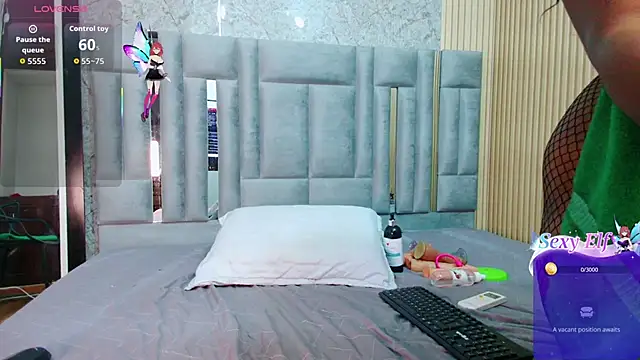 Snapshot of MiissBNasty chatting on December 18, 2025, 3:01 am MiissBNasty online show from December 18, 2025, 3:01 am