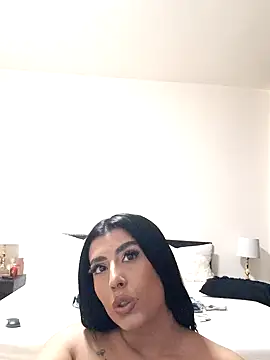 GiseleReine online show from February 19, 2025, 6:32 pm