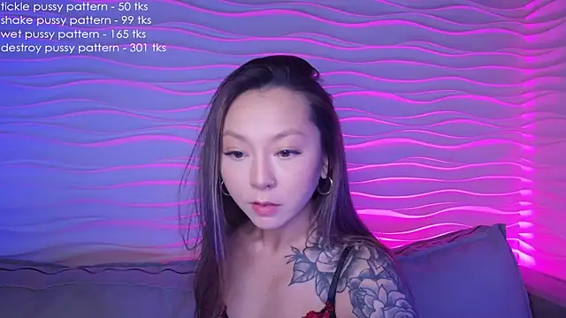 Snapshot of im_casey chatting on February 28, 2025, 6:10 am im casey online show from February 28, 2025, 6:10 am