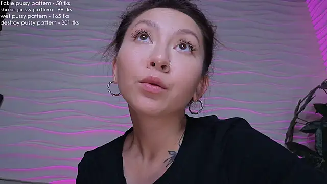 im casey online show from August 8, 2026, 7:49 pm