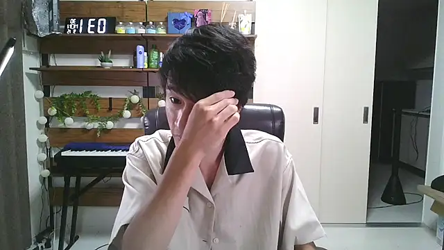 IroManager online show from September 14, 2025, 3:33 pm