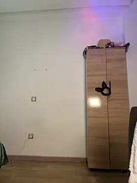 ZINA-MOROCCO online show from October 25, 2025, 4:46 pm