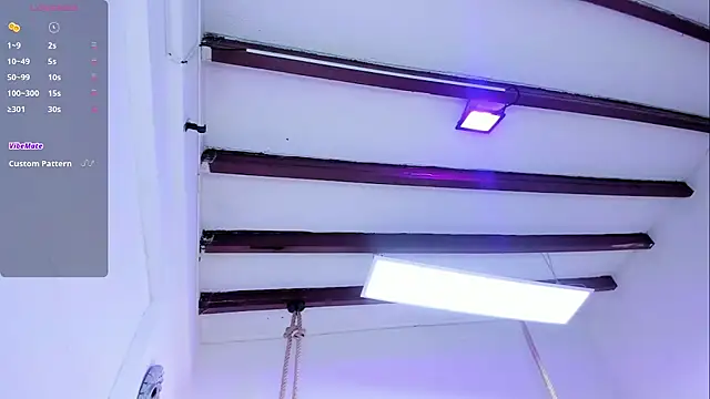 Snapshot of Oriana_Guzman chatting on January 3, 2025, 12:08 pm Oriana Guzman online show from January 3, 2025, 12:08 pm