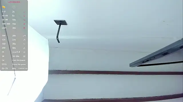 Snapshot of Oriana_Guzman chatting on January 4, 2025, 10:05 am Oriana Guzman online show from January 4, 2025, 10:05 am