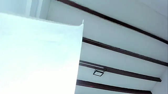 Snapshot of Oriana_Guzman chatting on January 14, 2025, 11:20 am Oriana Guzman online show from January 14, 2025, 11:20 am