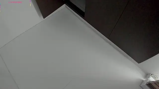 Snapshot of Oriana_Guzman chatting on January 5, 2026, 9:40 pm Oriana Guzman online show from January 5, 2026, 9:40 pm