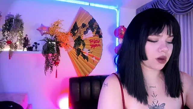 albaismynameX online show from March 22, 2025, 12:25 pm