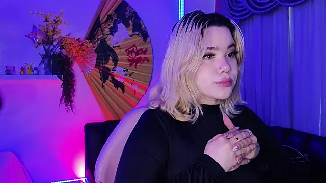 albaismynameX online show from April 27, 2026, 12:36 pm