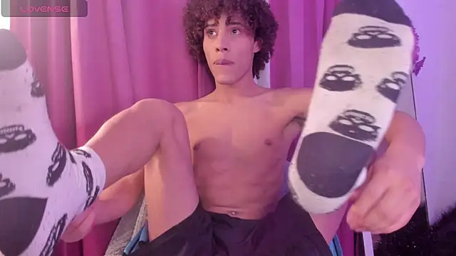 Snapshot of kleo_helenos chatting on March 8, 2026, 8:18 am kleo helenos online show from March 8, 2026, 8:18 am