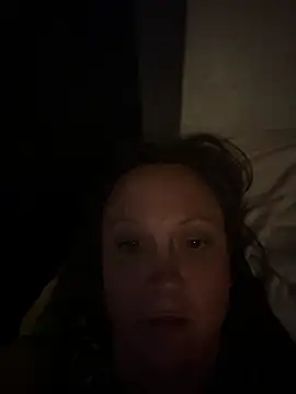 Snapshot of SexyB214 chatting on December 3, 2024, 8:05 am SexyB214 online show from December 3, 2024, 8:05 am