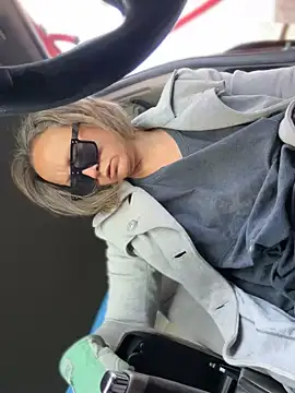 Snapshot of SexyB214 chatting on December 24, 2024, 4:51 pm SexyB214 online show from December 24, 2024, 4:51 pm