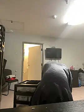 Snapshot of SexyB214 chatting on January 3, 2025, 1:48 am SexyB214 online show from January 3, 2025, 1:48 am