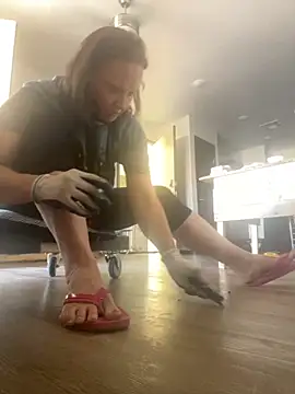 Snapshot of SexyB214 chatting on October 21, 2025, 5:35 pm SexyB214 online show from October 21, 2025, 5:35 pm