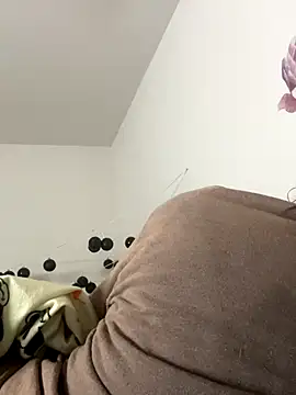 Snapshot of SexyB214 chatting on November 2, 2025, 12:35 am SexyB214 online show from November 2, 2025, 12:35 am