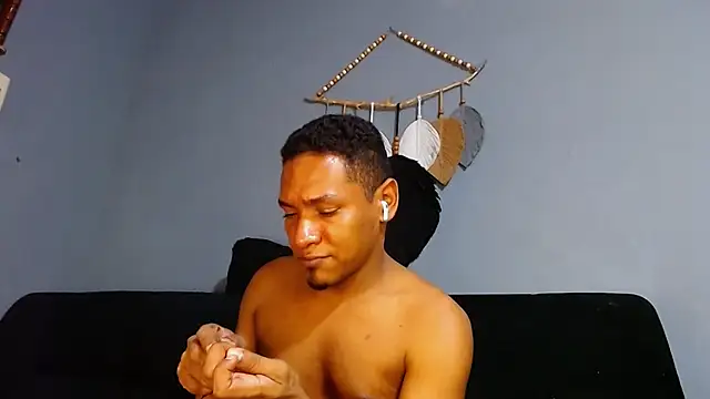 Grandeygruesa1 online show from January 23, 2025, 5:56 am