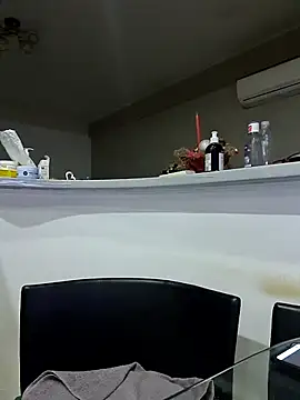 Milf Abigail online show from January 12, 2026, 2:17 am