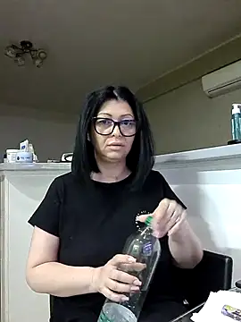 Milf Abigail online show from April 30, 2026, 3:02 am