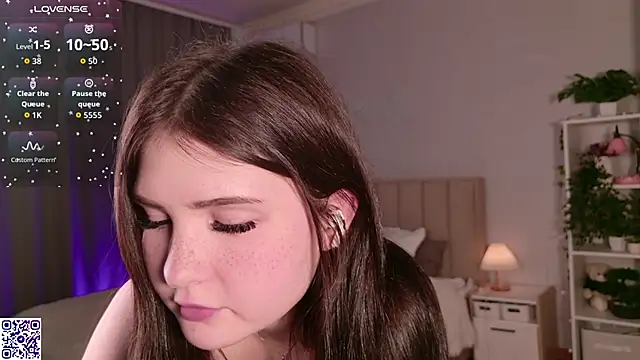 LeraKit online show from September 21, 2025, 1:46 pm