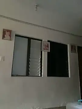 Alicia ALICIA online show from November 17, 2025, 12:44 pm