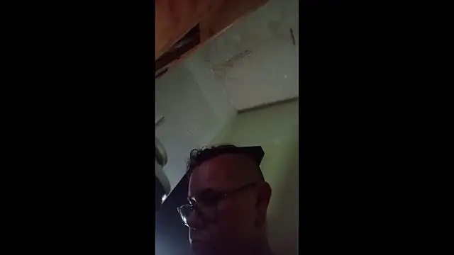 AlanDickson online show from November 4, 2025, 10:14 am