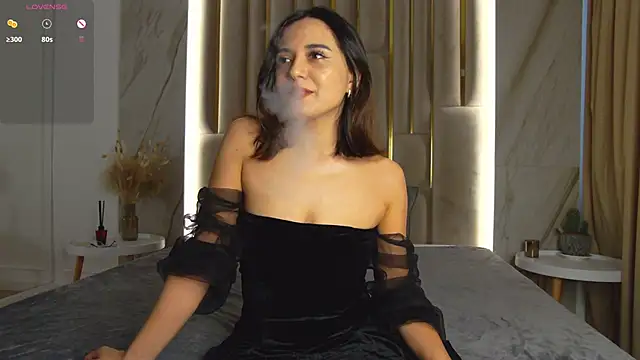 Gabriella Wils online show from May 17, 2026, 7:17 am