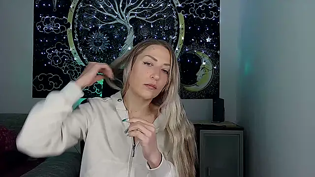 SexxyLiviaa online show from December 3, 2025, 1:24 am