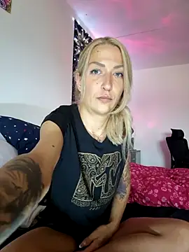 SexxyLiviaa online show from May 22, 2026, 4:30 am