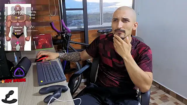 Snapshot of Marck_Muscle chatting on May 27, 2026, 11:13 pm Marck Muscle online show from May 27, 2026, 11:13 pm