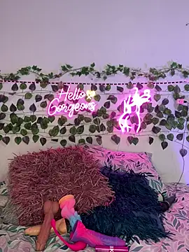 Snapshot of alondra_darling chatting on March 11, 2025, 7:03 pm alondra darling online show from March 11, 2025, 7:03 pm