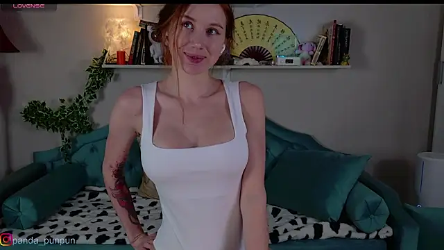 Snapshot of Neko_Kimiko chatting on December 16, 2024, 12:06 pm Neko Kimiko online show from December 16, 2024, 12:06 pm