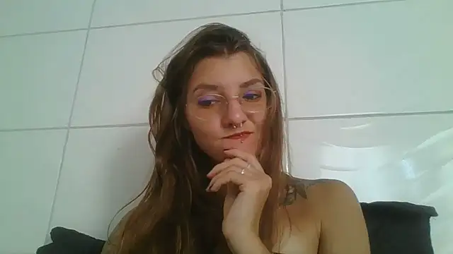 SweetyBabyDemon online show from March 15, 2026, 1:39 pm