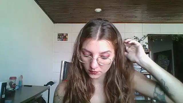 Snapshot of SweetyBabyDemon chatting on April 10, 2026, 1:38 pm SweetyBabyDemon online show from April 10, 2026, 1:38 pm