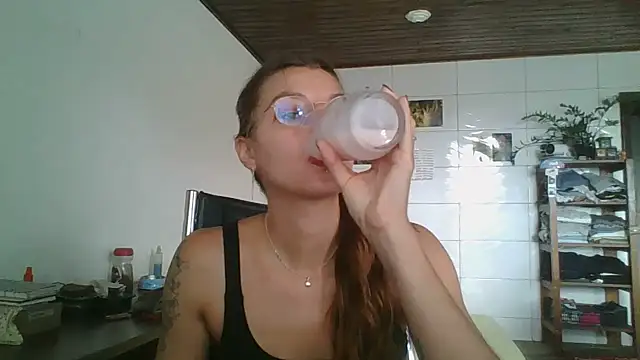 Snapshot of SweetyBabyDemon chatting on April 15, 2026, 3:41 pm SweetyBabyDemon online show from April 15, 2026, 3:41 pm