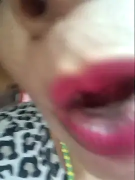 Snapshot of gatadeojosclaros chatting on March 3, 2025, 2:36 am gatadeojosclaros online show from March 3, 2025, 2:36 am