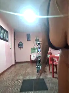 Snapshot of gatadeojosclaros chatting on March 3, 2025, 8:49 am gatadeojosclaros online show from March 3, 2025, 8:49 am