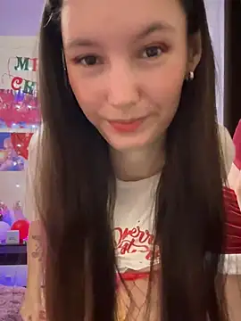 Snapshot of Heart_Ass chatting on December 27, 2024, 6:03 am Heart Ass online show from December 27, 2024, 6:03 am