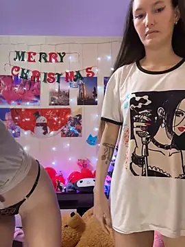 Snapshot of Heart_Ass chatting on December 30, 2024, 6:09 am Heart Ass online show from December 30, 2024, 6:09 am