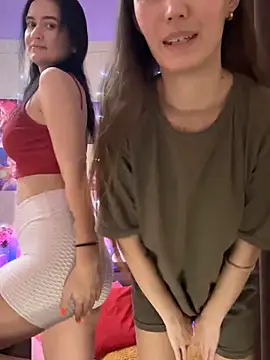 Snapshot of Heart_Ass chatting on January 11, 2025, 6:14 am Heart Ass online show from January 11, 2025, 6:14 am