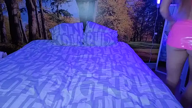 Snapshot of Dreamy_candy69 chatting on October 8, 2025, 10:51 pm Dreamy candy69 online show from October 8, 2025, 10:51 pm