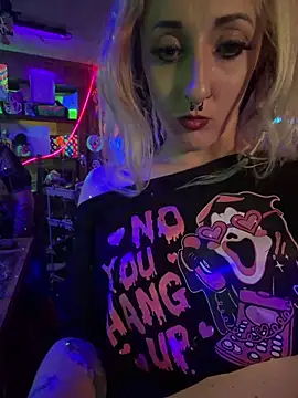 spacielacielush online show from April 26, 2026, 11:24 pm
