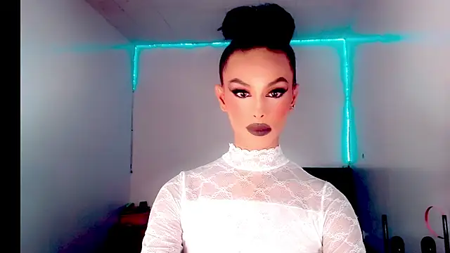  Riannagarcia  online show from December 21, 2025, 4:08 am