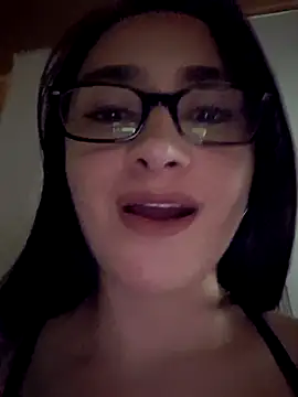 preetypeach online show from March 4, 2025, 1:01 am