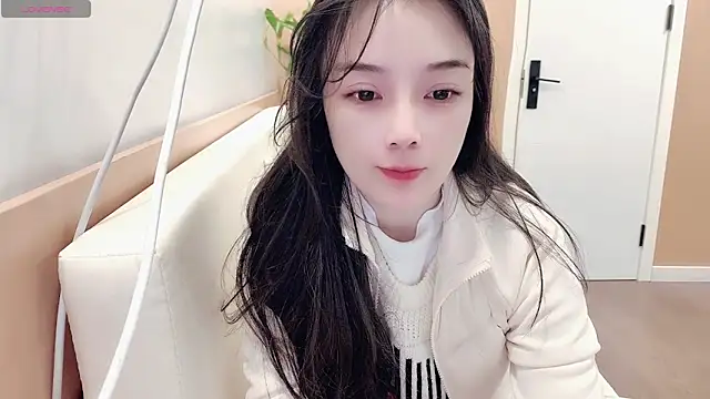 AKiKi711 online show from February 3, 2026, 3:06 pm