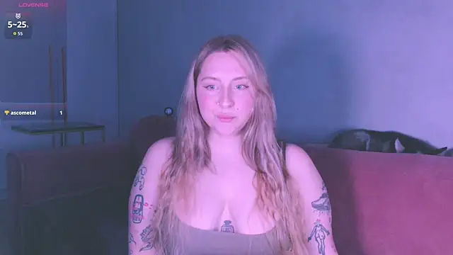 Snapshot of Oh_mylissa chatting on November 7, 2025, 8:20 pm Oh mylissa online show from November 7, 2025, 8:20 pm
