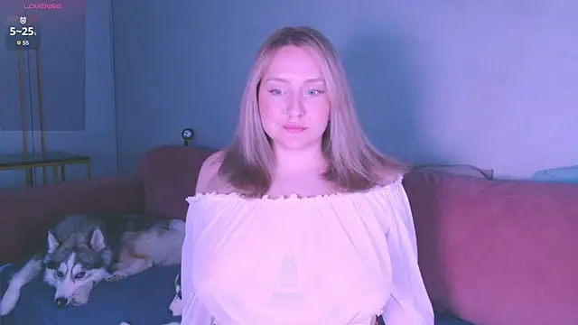 Snapshot of Oh_mylissa chatting on December 17, 2025, 3:07 pm Oh mylissa online show from December 17, 2025, 3:07 pm