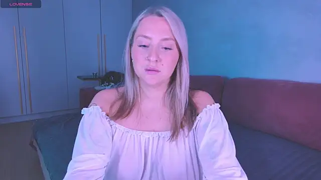 Snapshot of Oh_mylissa chatting on June 29, 2026, 8:42 pm Oh mylissa online show from June 29, 2026, 8:42 pm