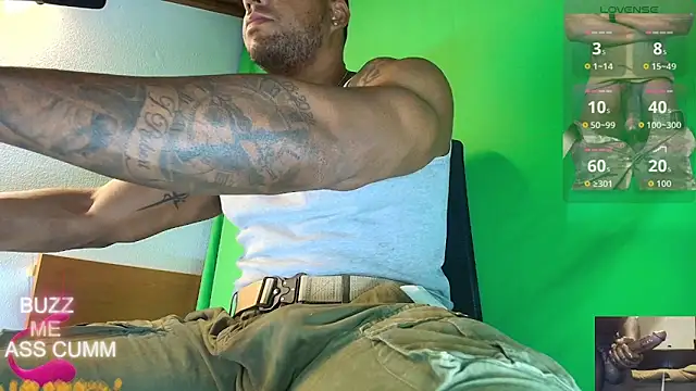 Snapshot of hot_black3 chatting on July 4, 2026, 4:29 am hot black3 online show from July 4, 2026, 4:29 am
