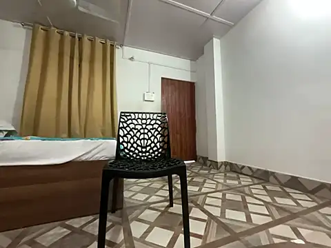 Snapshot of Naughtyandhairy chatting on January 15, 2026, 10:31 am Naughtyandhairy online show from January 15, 2026, 10:31 am