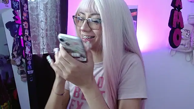 Snapshot of squirt_charlott chatting on September 20, 2025, 7:15 pm squirt charlott online show from September 20, 2025, 7:15 pm