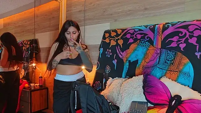 Cori Paige online show from February 4, 2026, 4:07 am